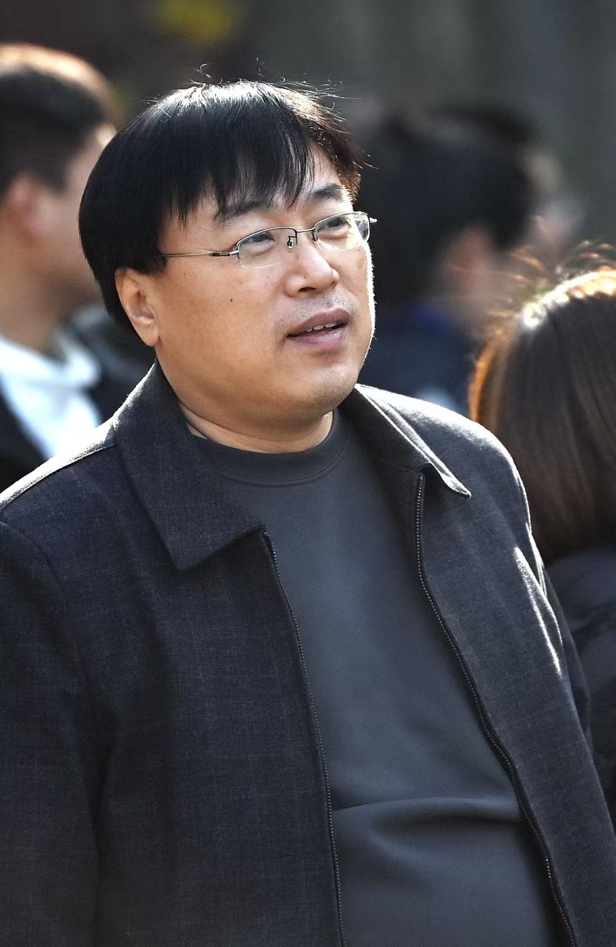 《财富与艺术》——2025年胡润最具收藏潜力艺术家冯厚然